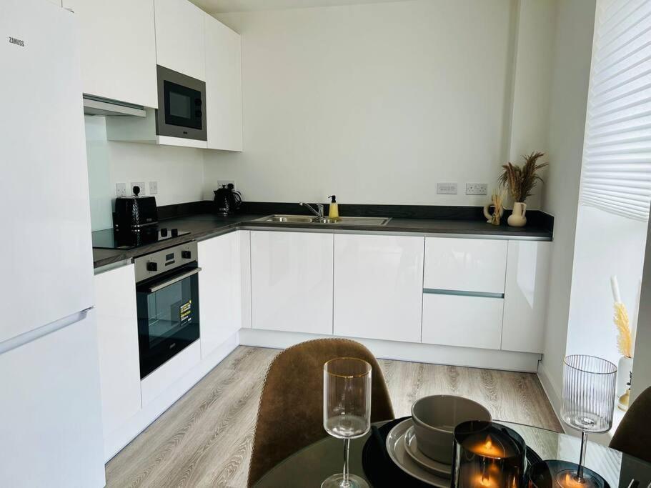 Hessian Lounge -Wyndale- Central 2Br W/Parking Бірмінгем Екстер'єр фото