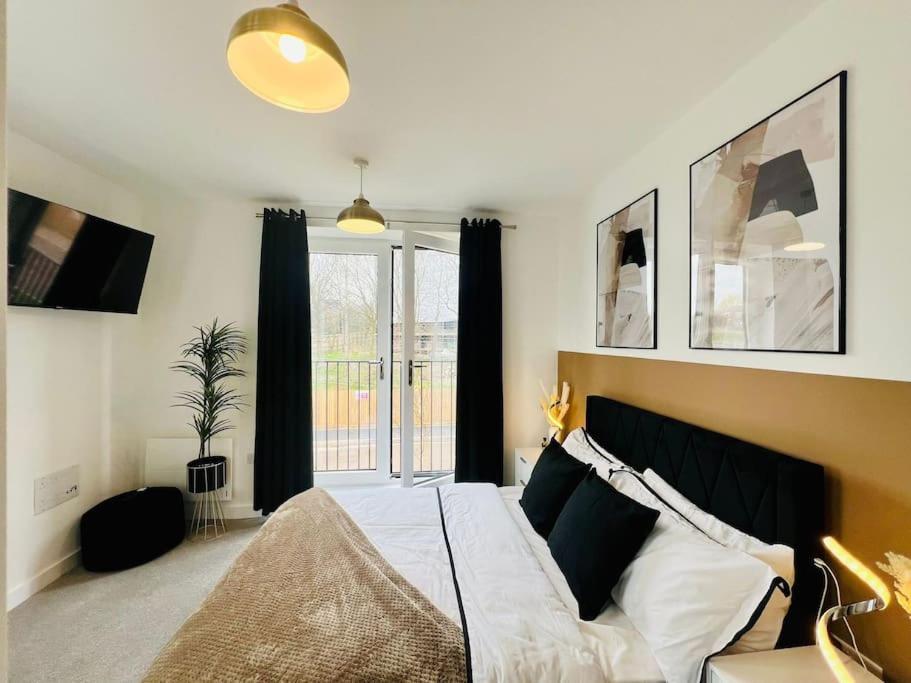 Hessian Lounge -Wyndale- Central 2Br W/Parking Бірмінгем Екстер'єр фото